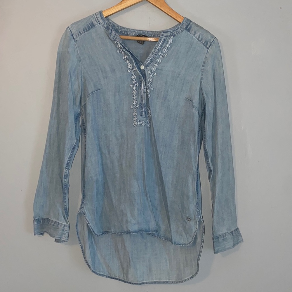 Women’s Eddie Bauer Denim Long Sleeve